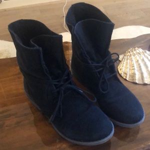 American Rag Slouchy Booties Size 6